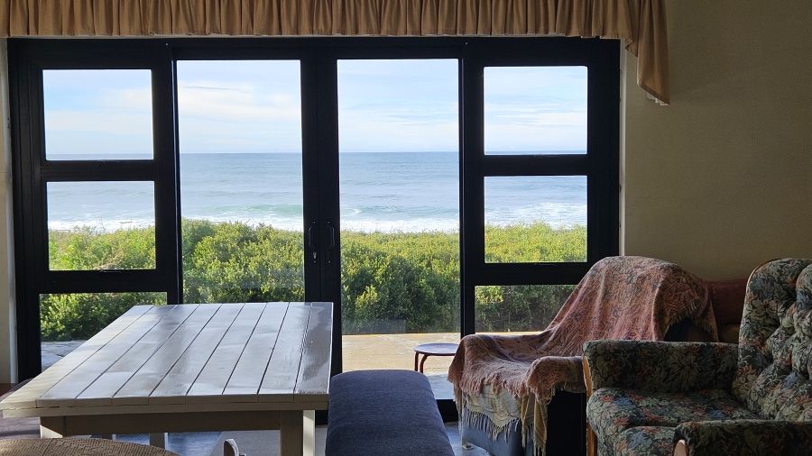 5 Bedroom Property for Sale in Jongensfontein Western Cape